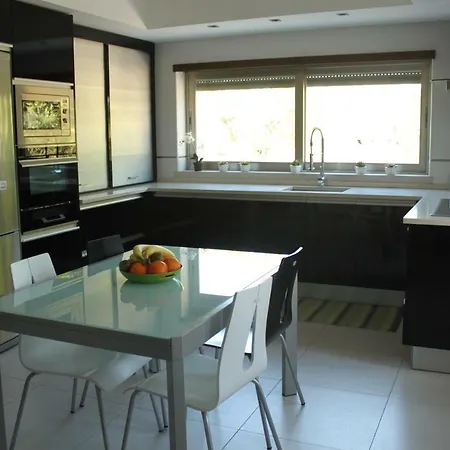 Sunset Villa, Alto De Patroves H Βίλα