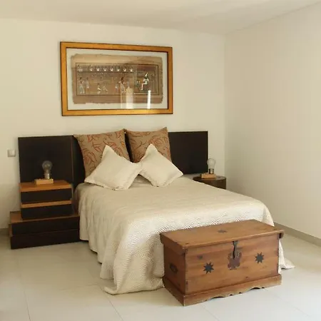 Sunset Villa, Alto De Patroves H Βίλα