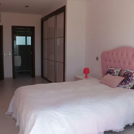 Sunset Villa, Alto De Patroves H 别墅 *